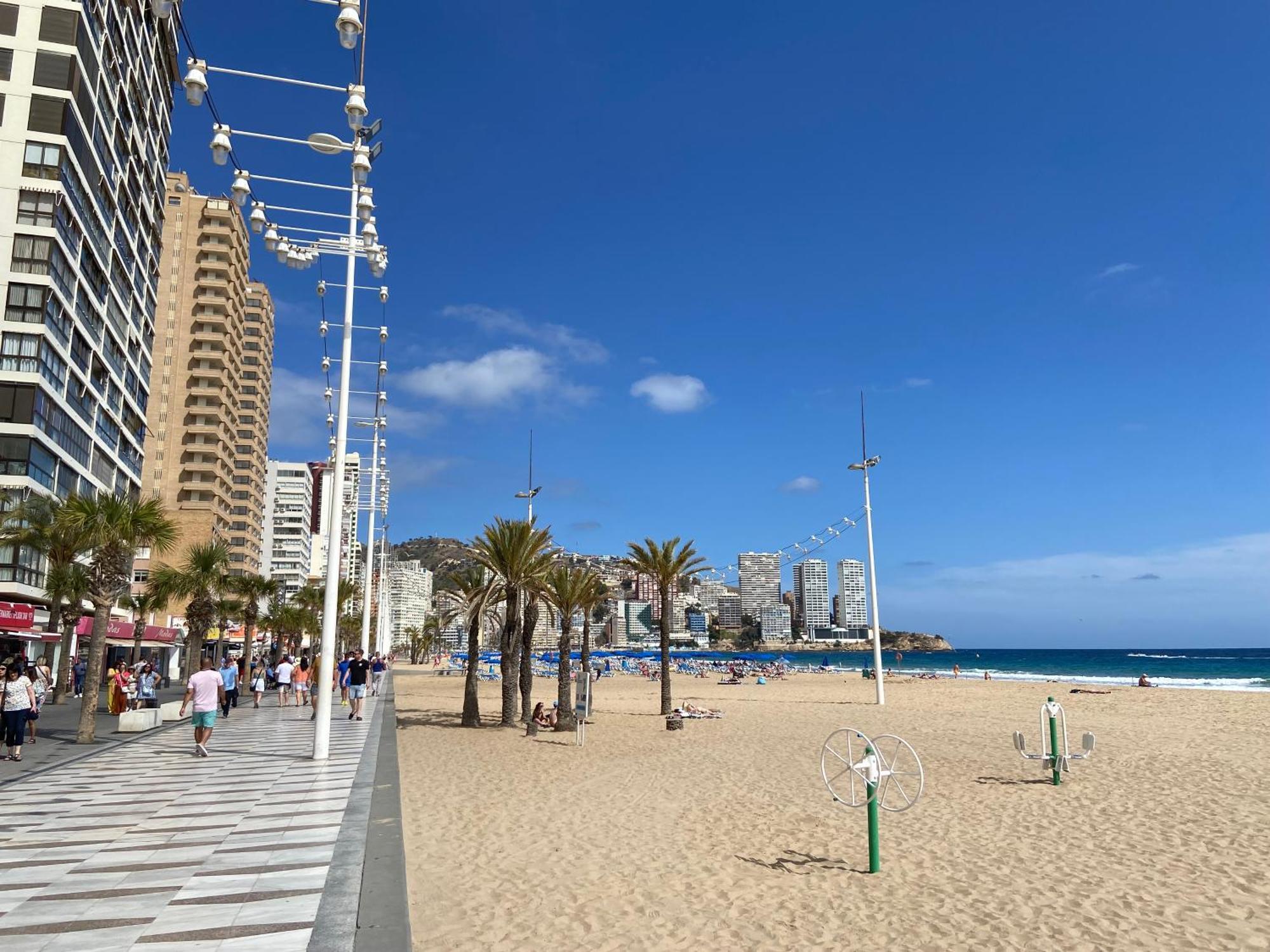 Levante Carlos V 1B Benidorm Exterior foto